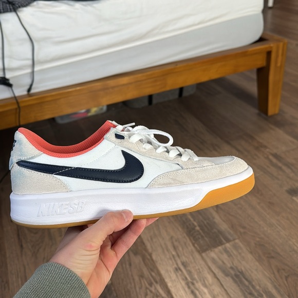 Nike SB Adversary - Picture 5 of 8